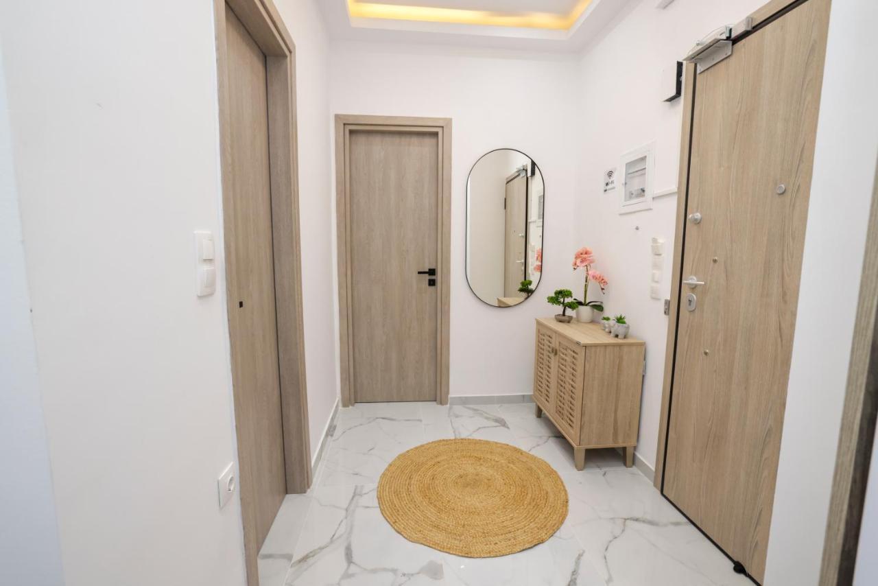 Zeos Finest Jacuzzi Suite Афіни Екстер'єр фото